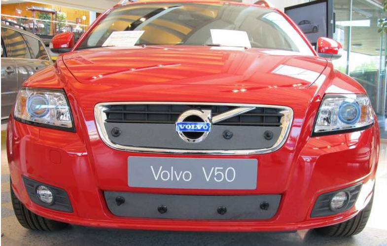 Tammer-Suoja Volvo V50 Vm. 2010-, Osittain Umpinainen Säleikkö