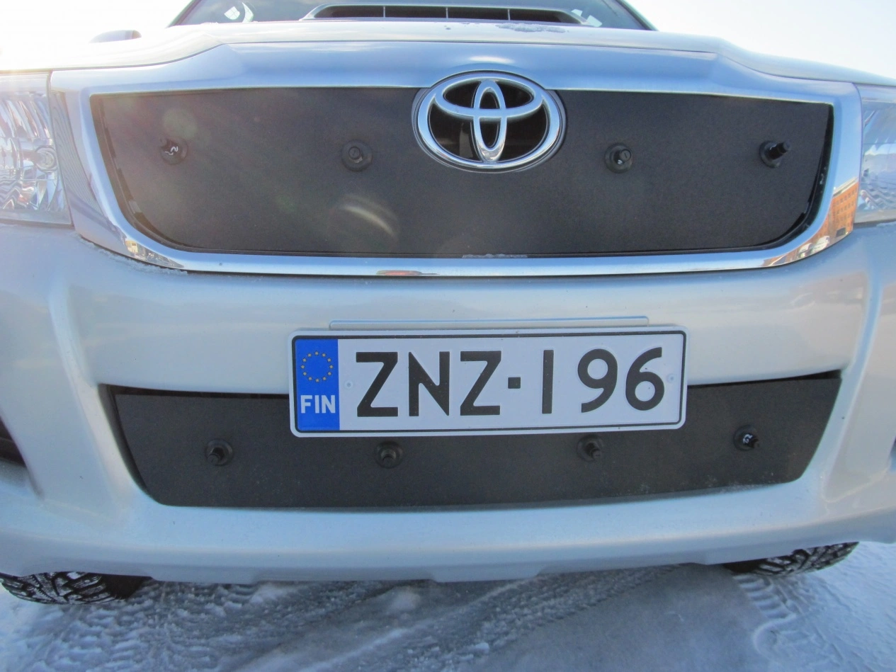 Tammer-Suoja Toyota Hilux Vm. 2012-2015
